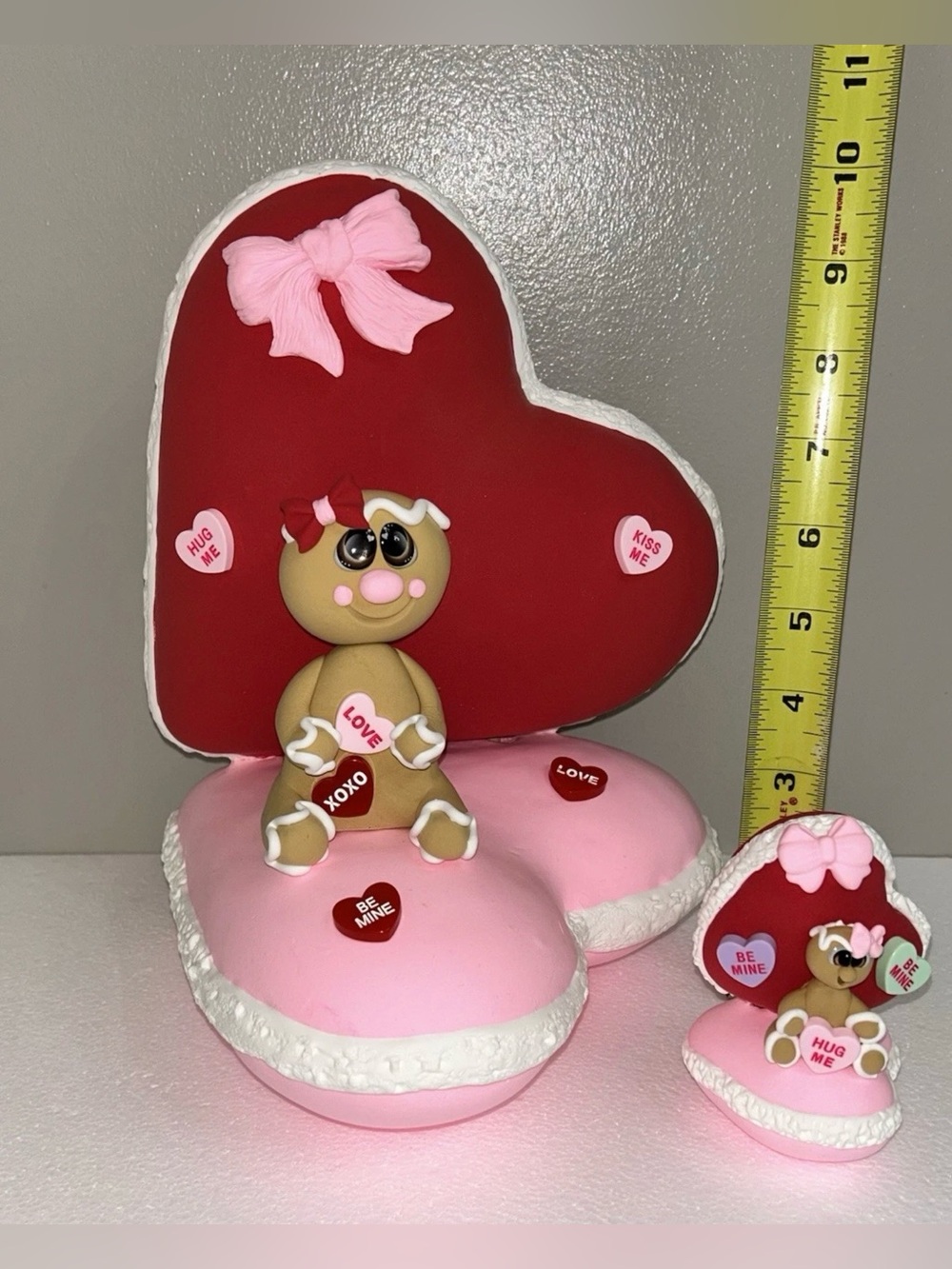 Valentine Heart Display with Pink Bow and Gingerbread Accent Handmade set of 2 - Picture 4 of 4